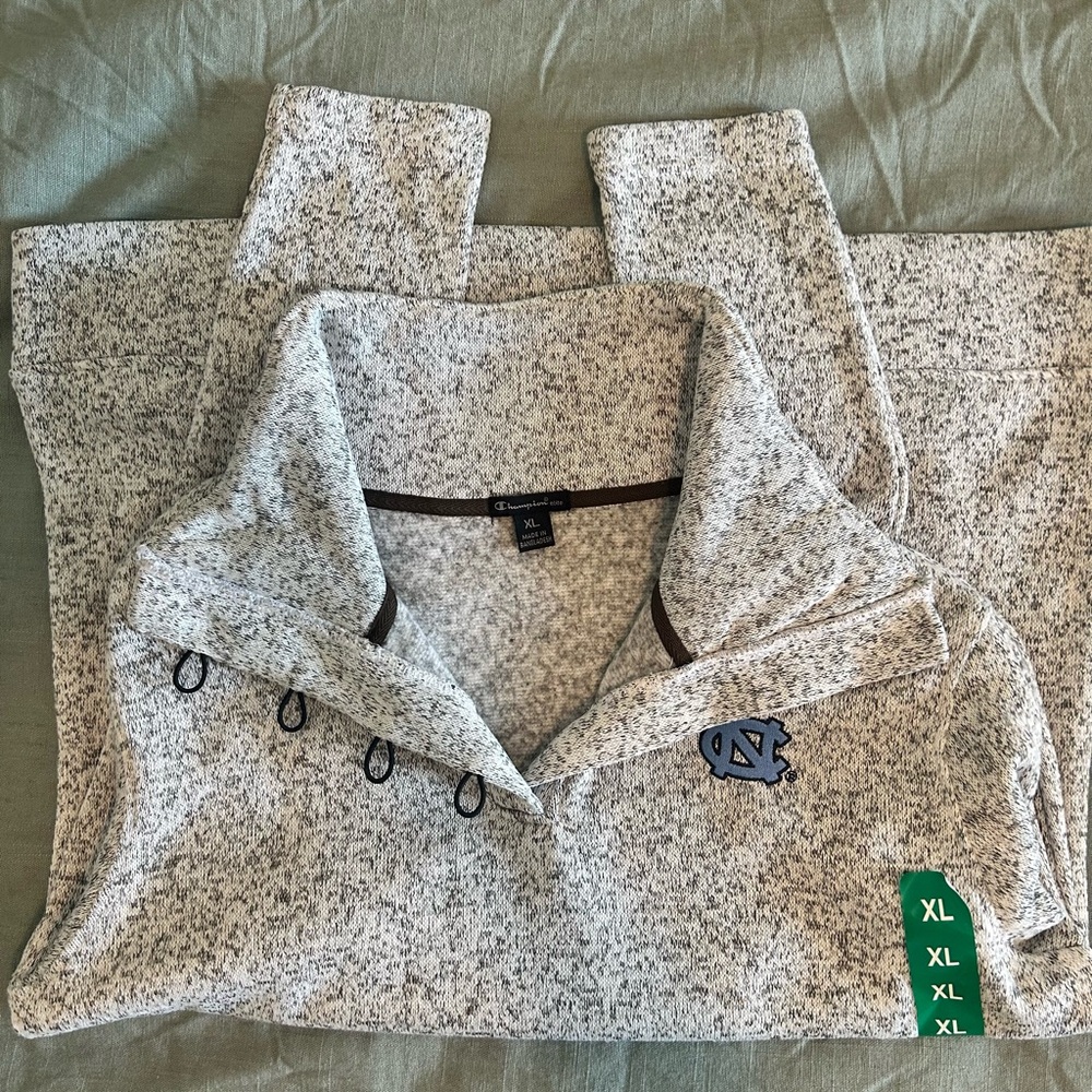 North Carolina Gray Quarter button  Pullover with Logo XL - Picture 6 of 8